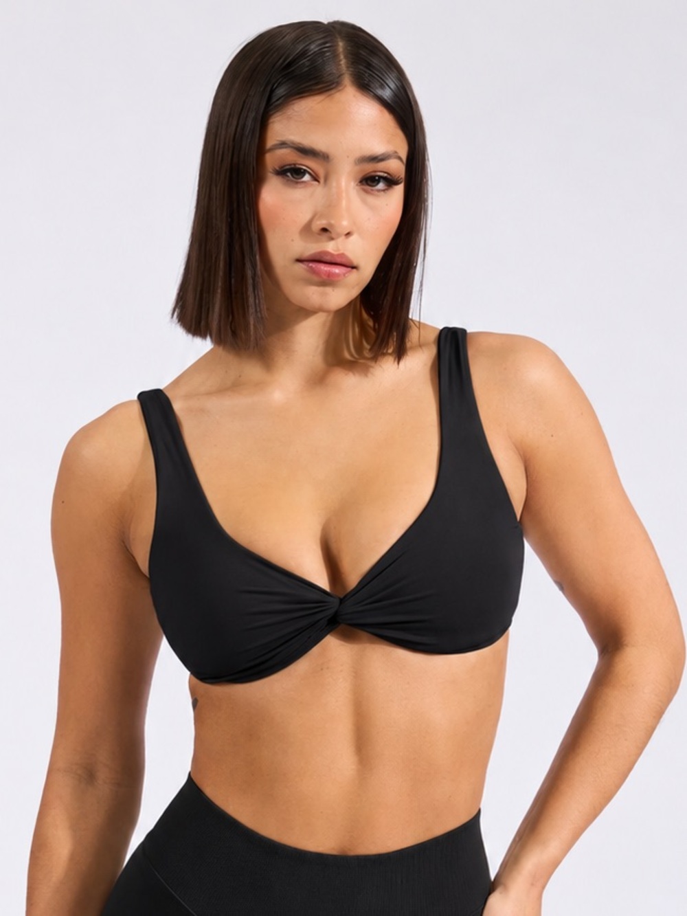 BuffBunny Black Twist-Front Active Bra SZ M